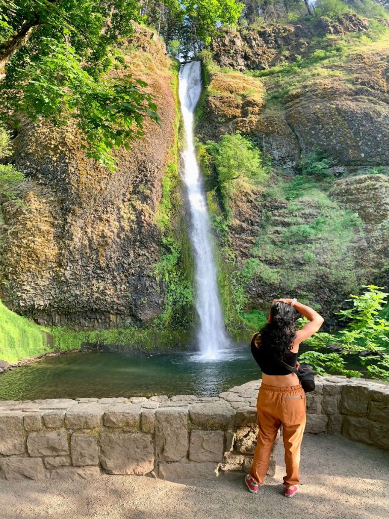 Horsetail Falls in Columbia River Gorge near Portland